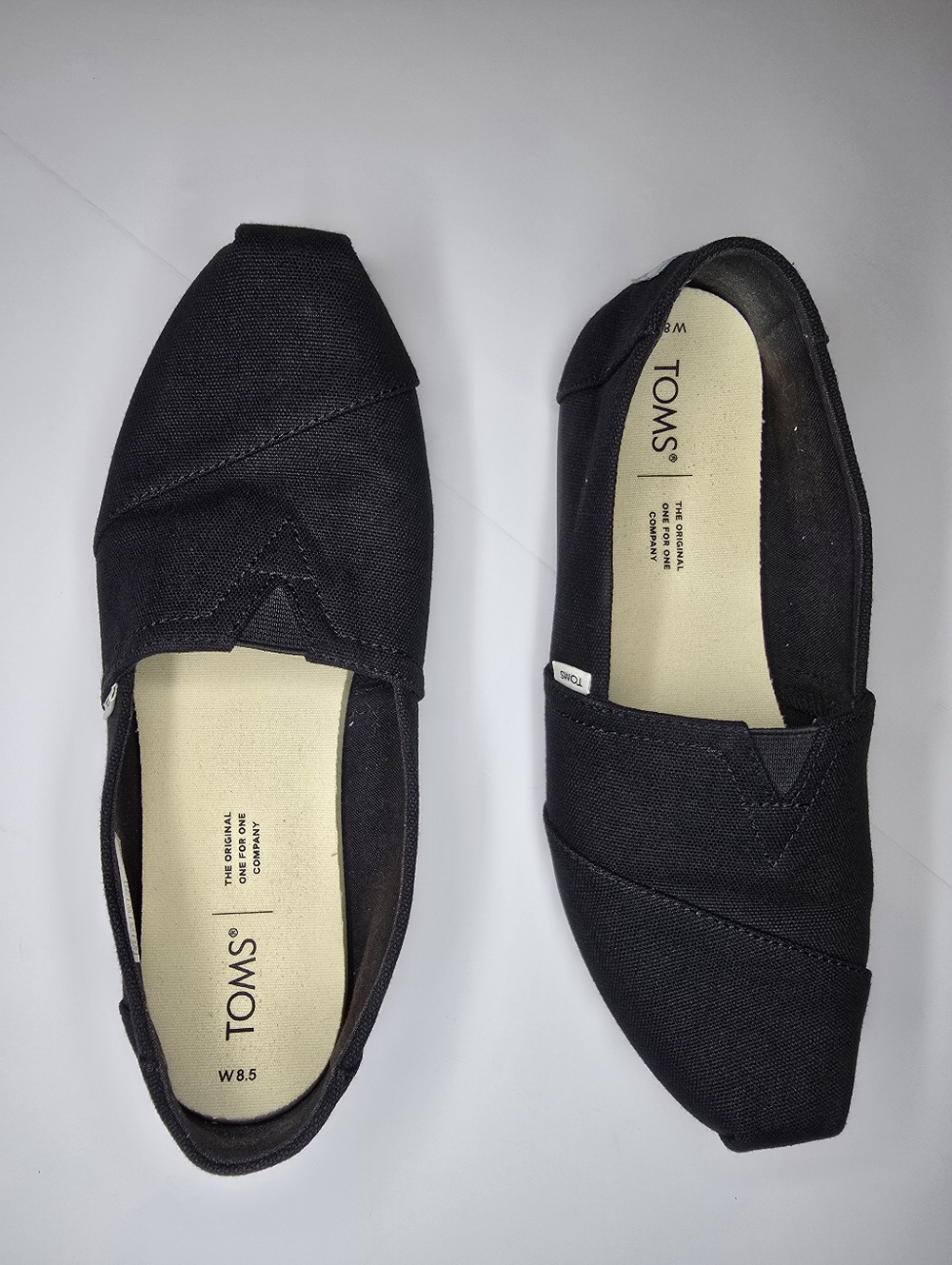 TOMS Black Canvas Slip On Flats Women’s 8.5 Classic Alpargata Shoes